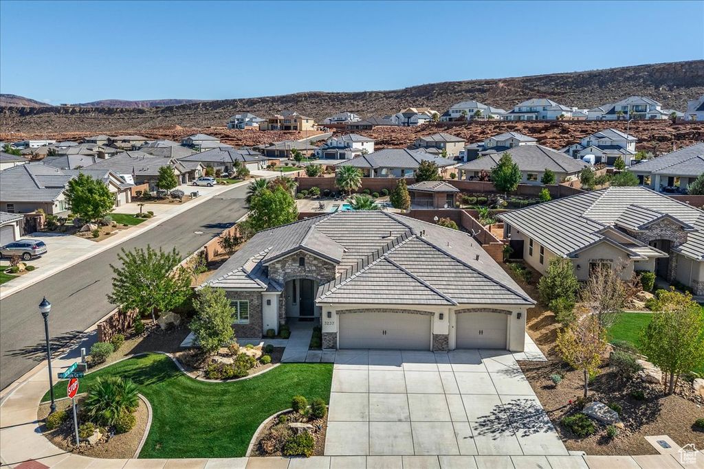 Photo of 3237 S TIGER MAPLE CIR, Saint George, UT 84790 (MLS # 2118426)