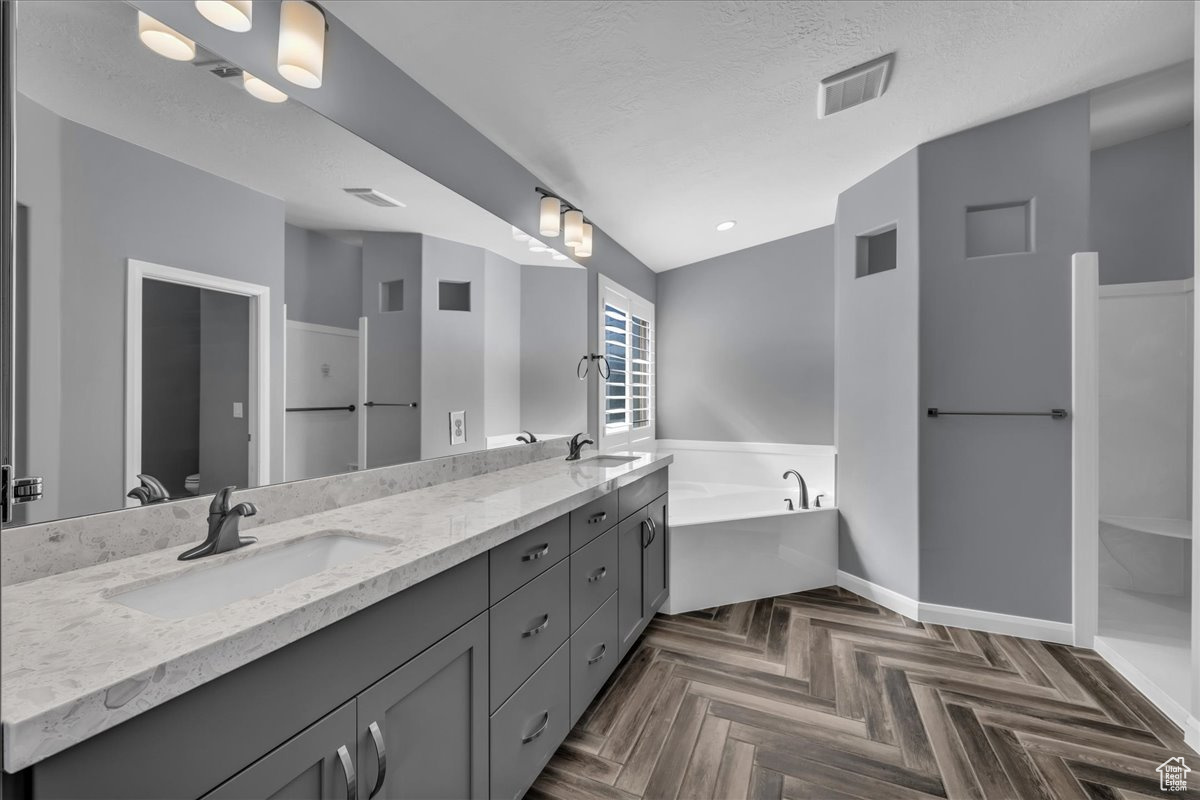 ELMWOOD ESTATES PH 1 - Residential