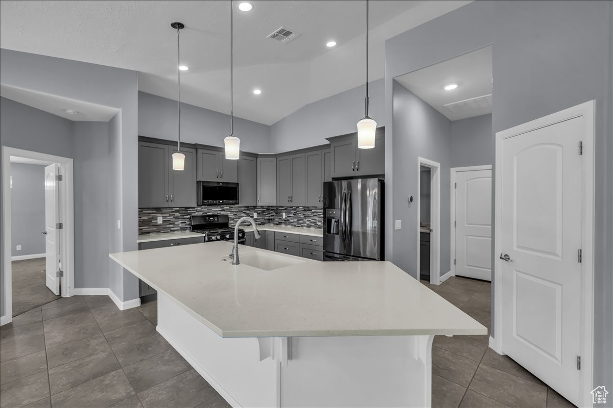 ELMWOOD ESTATES PH 1 - Residential