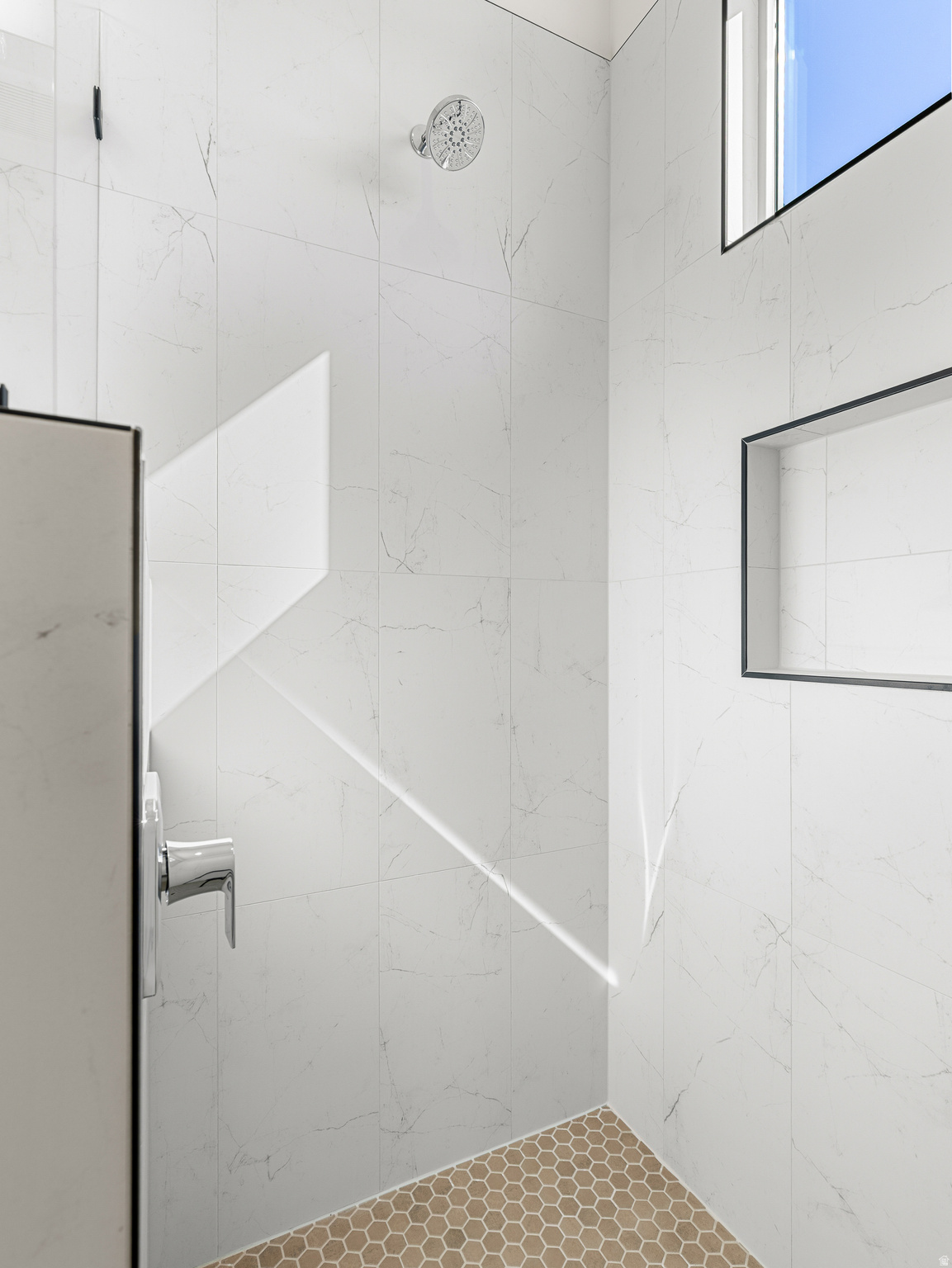 HURRICANE VIEWS - Residential