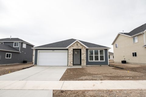 Tiny photo for 1063 N 1060 W LOT W #35, Salem, UT 84653 (MLS # 2139869)