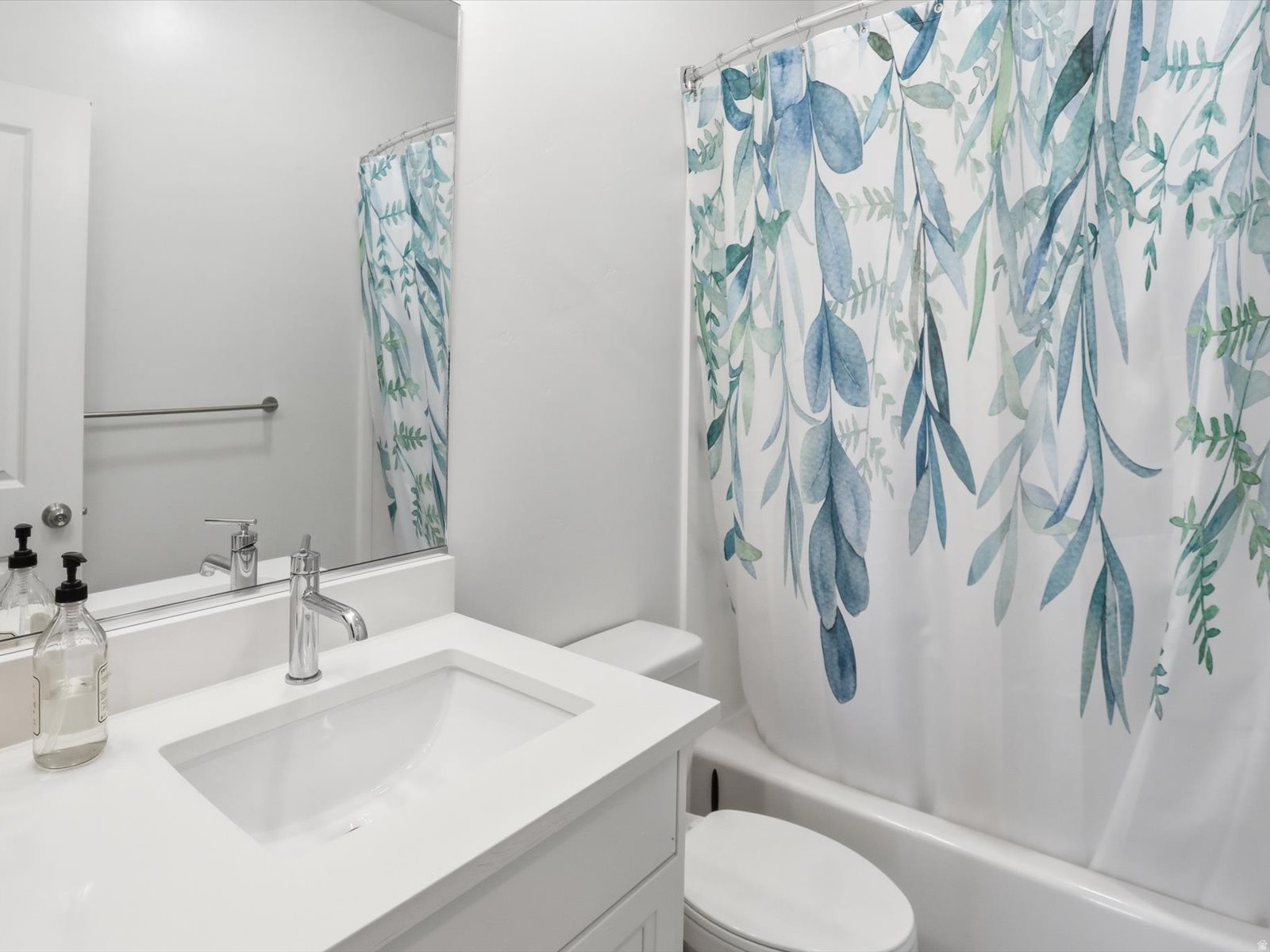 EASTVIEW LANDING - Residential