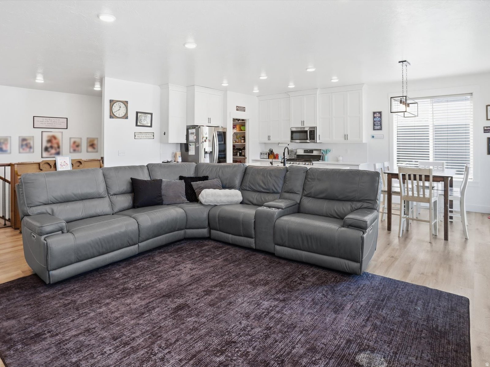 EASTVIEW LANDING - Residential