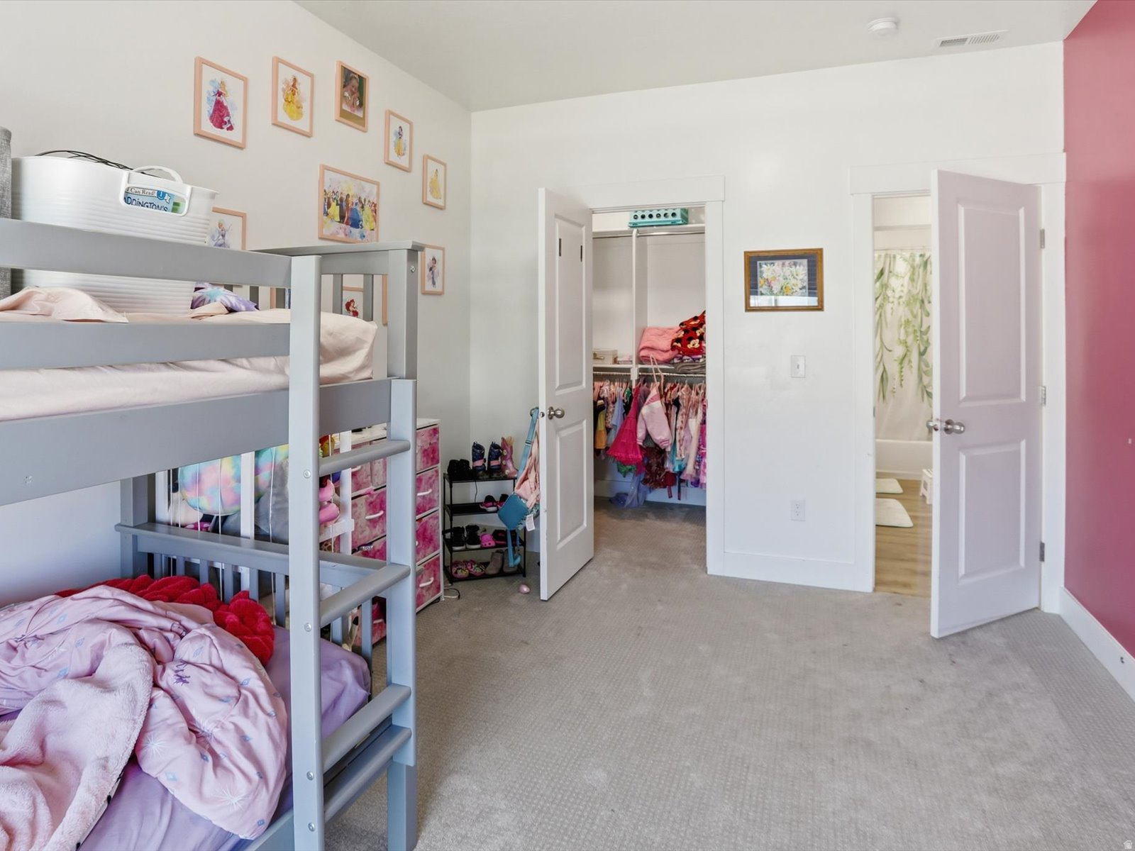 EASTVIEW LANDING - Residential