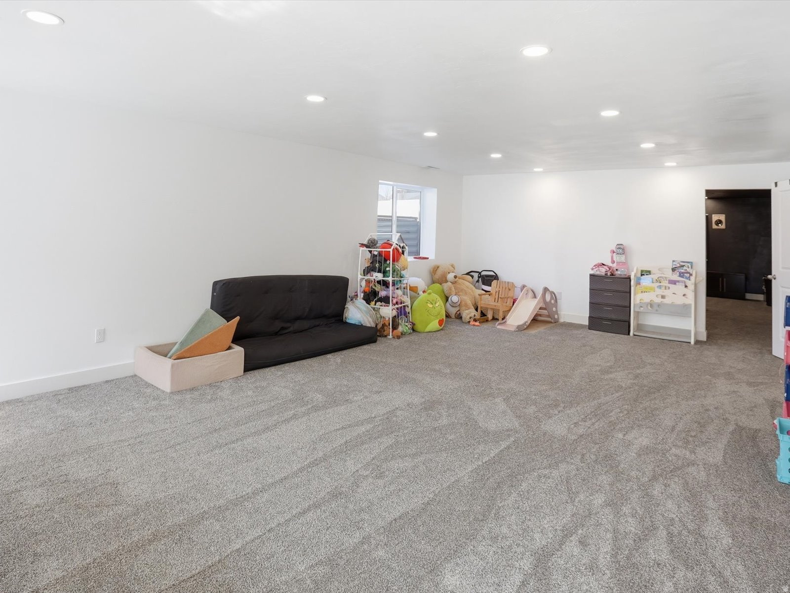 EASTVIEW LANDING - Residential