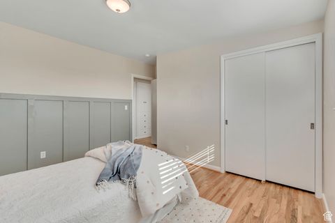 Tiny photo for 3426 S CRESTWOOD DR E, Salt Lake City, UT 84109 (MLS # 2105247)