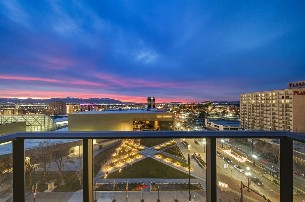 Photo of 99 W WEST SOUTH TEMPLE ST S #805, Salt Lake City, UT 84101 (MLS # 2129821)