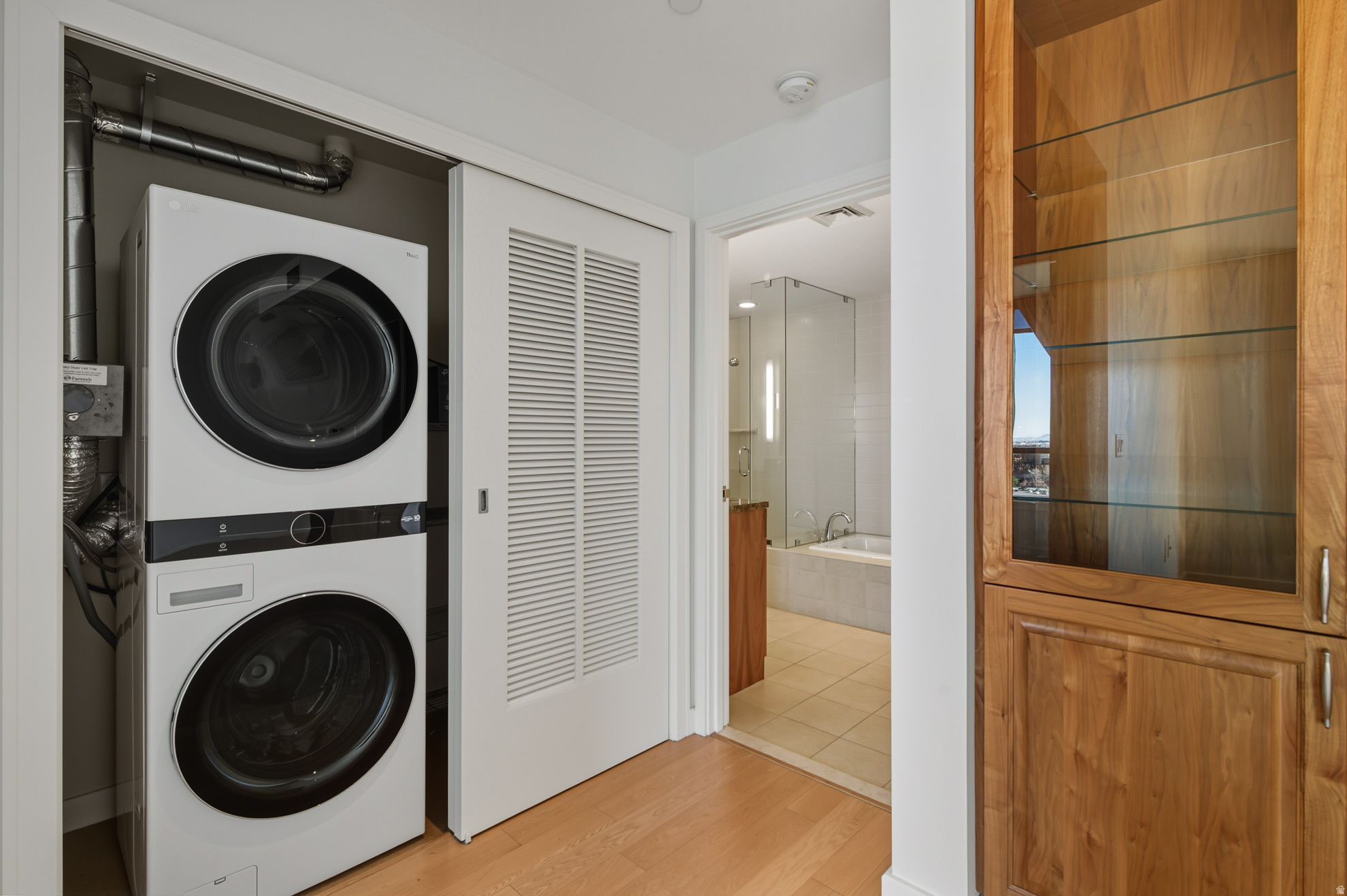 99 WEST - Residential