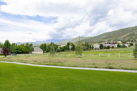 Tiny photo for 570 W CASCADE MEADOWS LOOP, Midway, UT 84049 (MLS # 2183031)