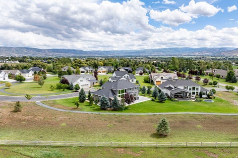 Tiny photo for 570 W CASCADE MEADOWS LOOP, Midway, UT 84049 (MLS # 2183031)