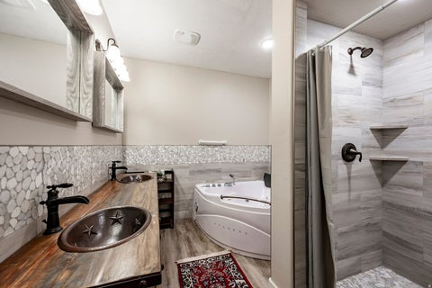 Tiny photo for 570 W CASCADE MEADOWS LOOP, Midway, UT 84049 (MLS # 2183031)