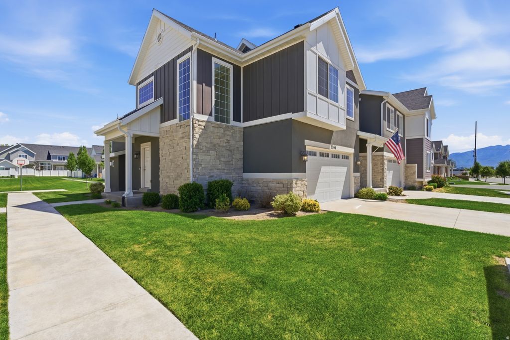 Photo of 2766 W HIGHGATE DR S #205, Salt Lake City, UT 84129 (MLS # 2164538)