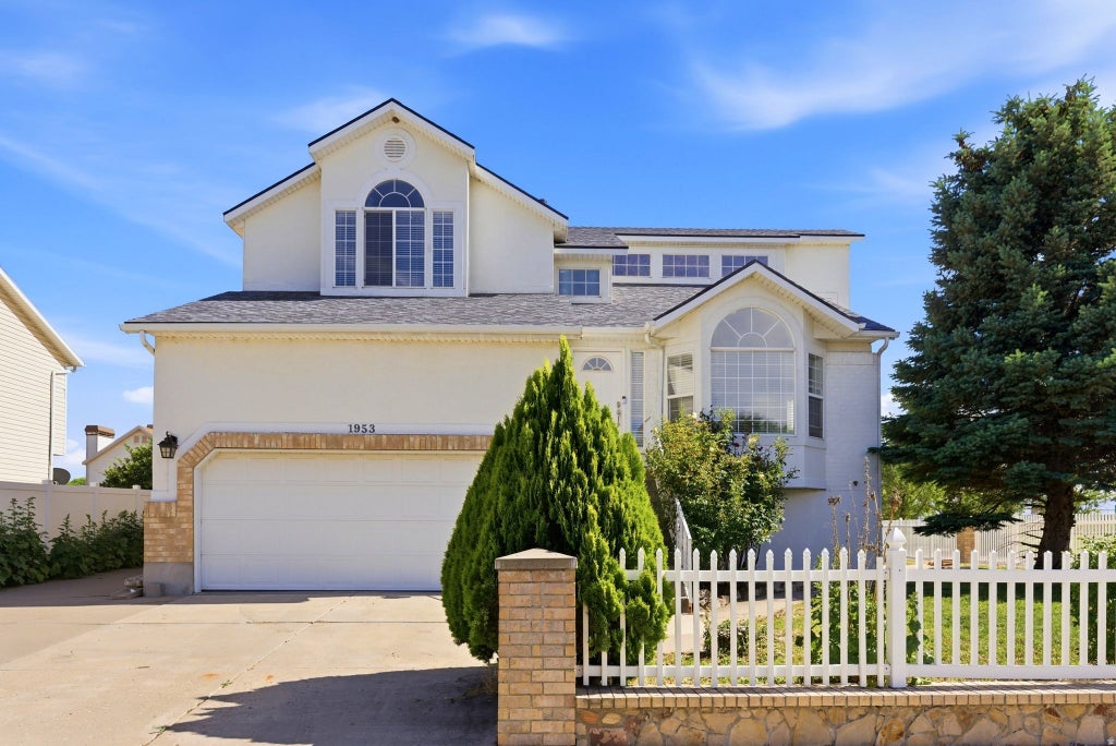Photo of 1953 W LIEUTENANT RD N, Salt Lake City, UT 84116 (MLS # 2163150)