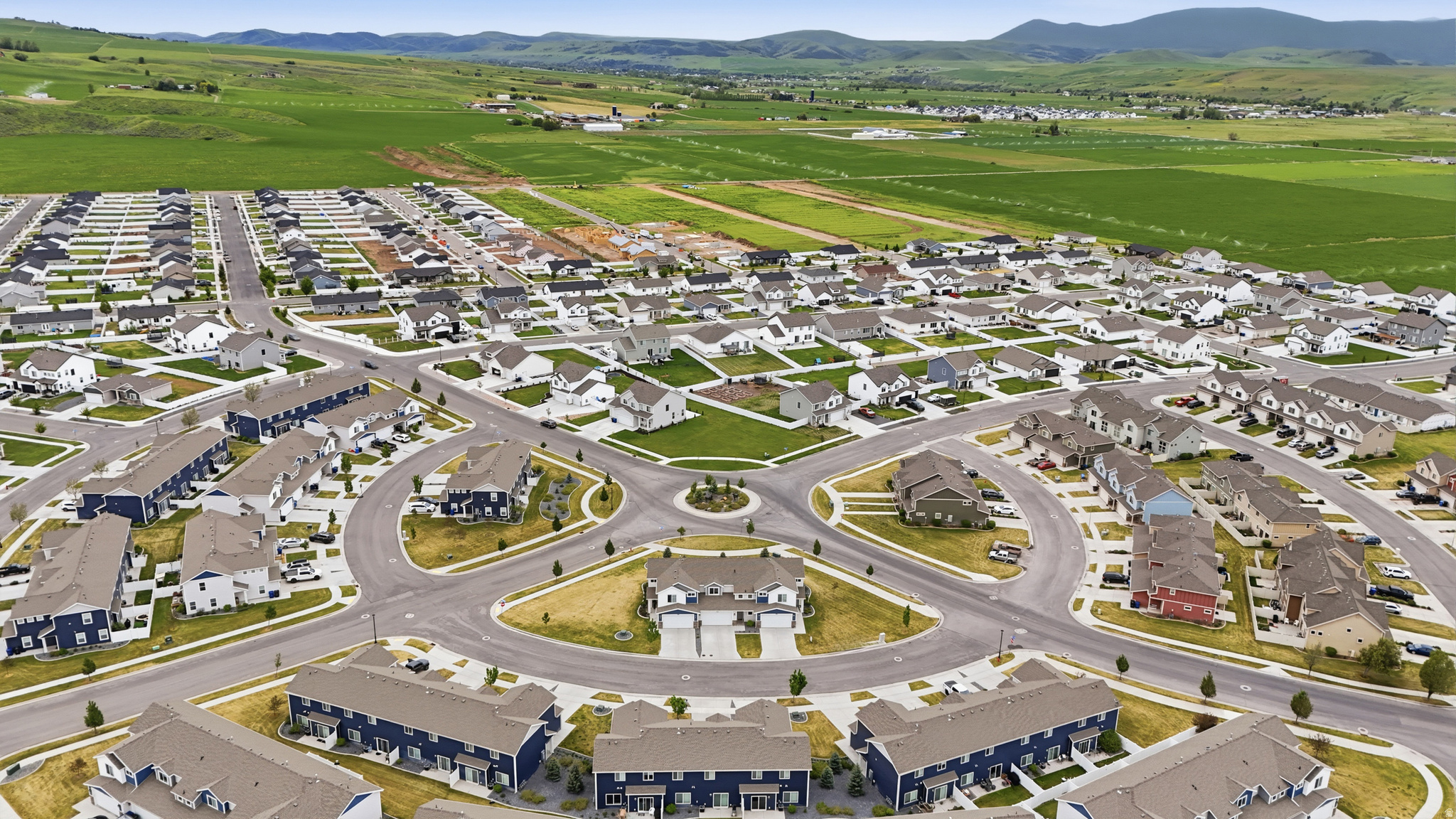 ELK MOUNTAIN - Residential