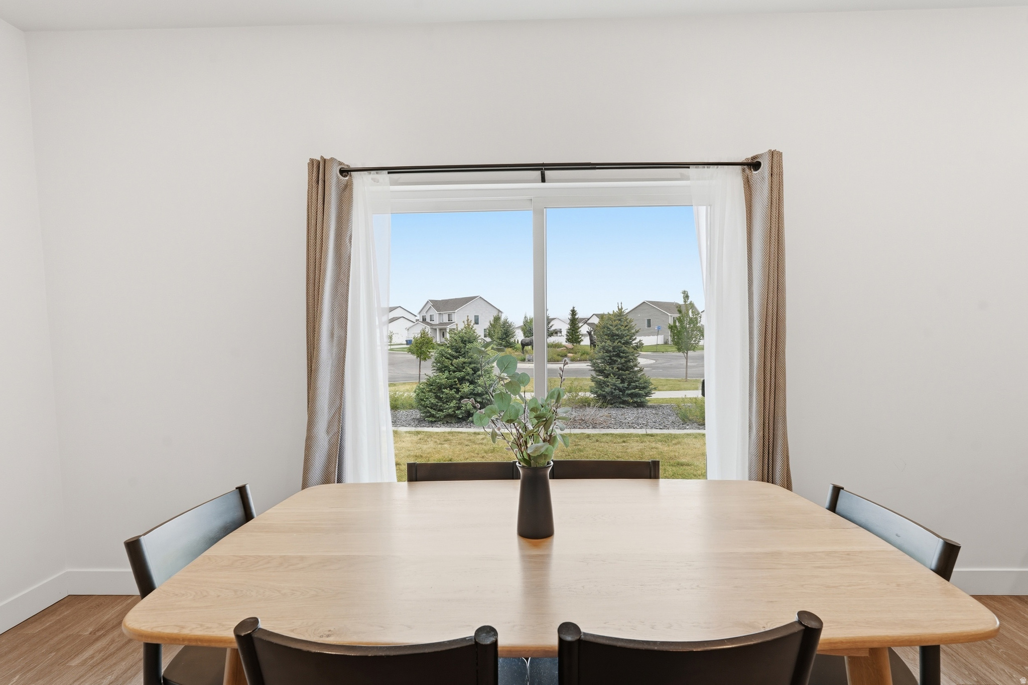ELK MOUNTAIN - Residential