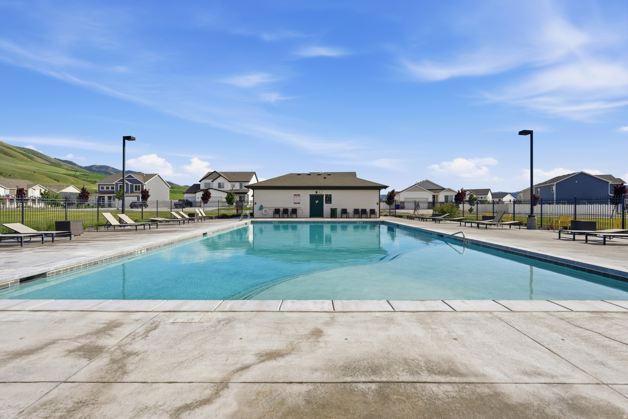 ELK MOUNTAIN - Residential