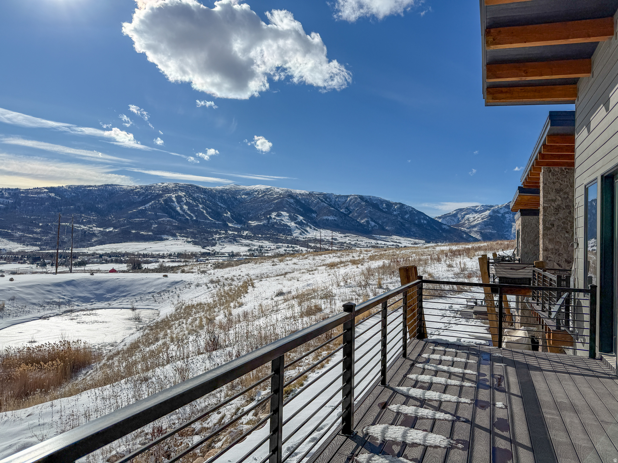 THE RIDGE TOWNHOMES - Residential