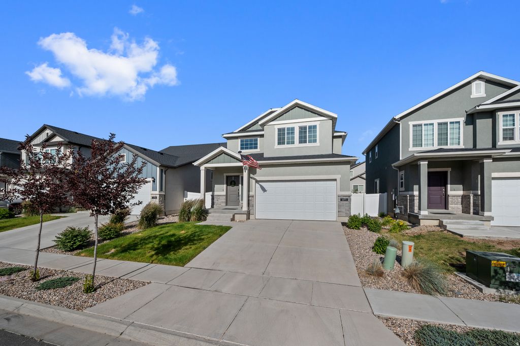 Photo of 1695 S HAVEN PKWY, West Haven, UT 84401 (MLS # 2163559)