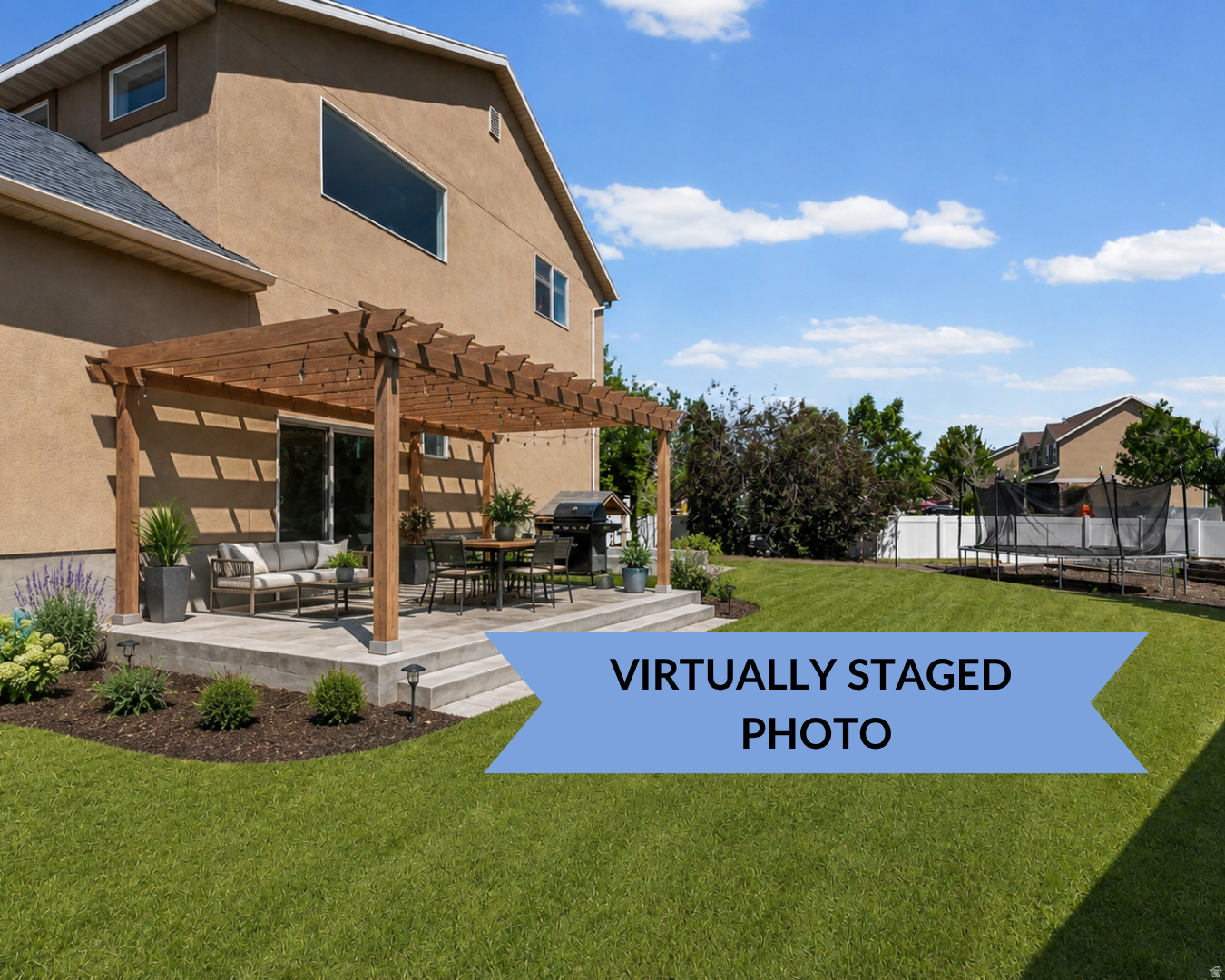LAKESIDE - Residential