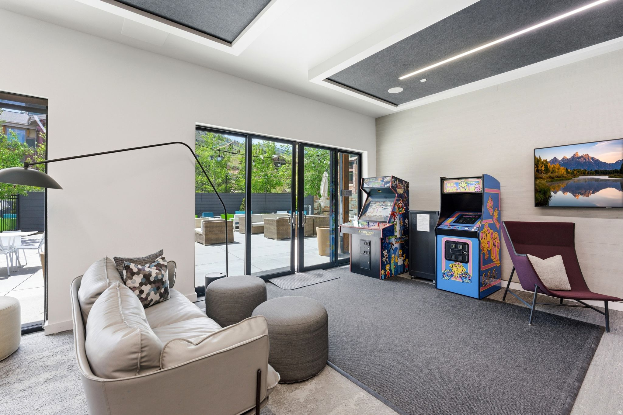CANYON HAUS - Residential