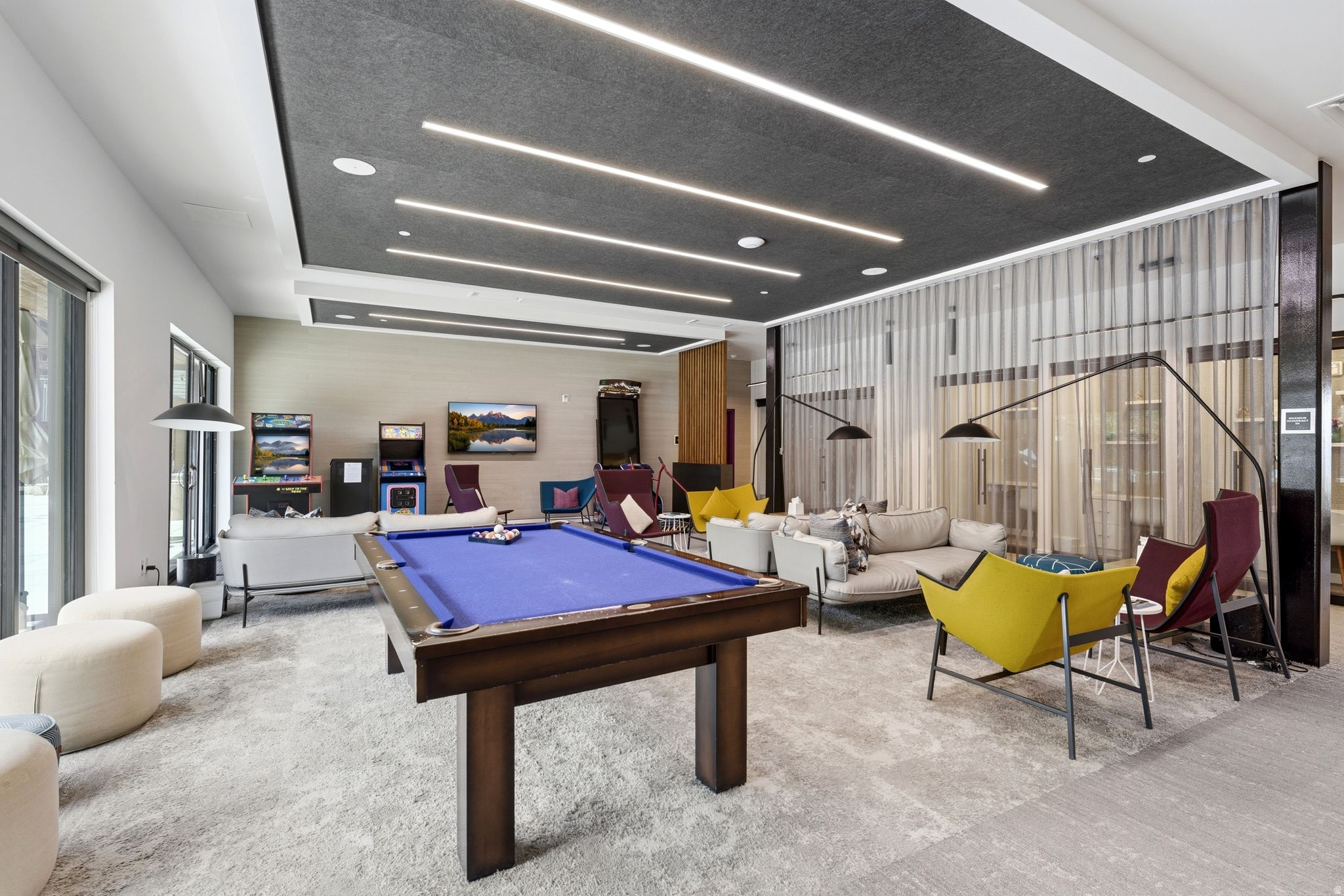CANYON HAUS - Residential