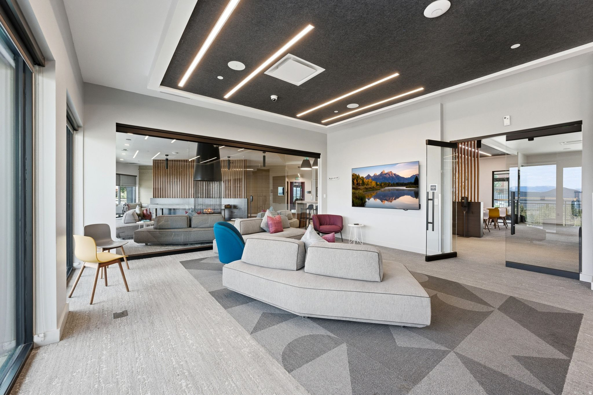 CANYON HAUS - Residential