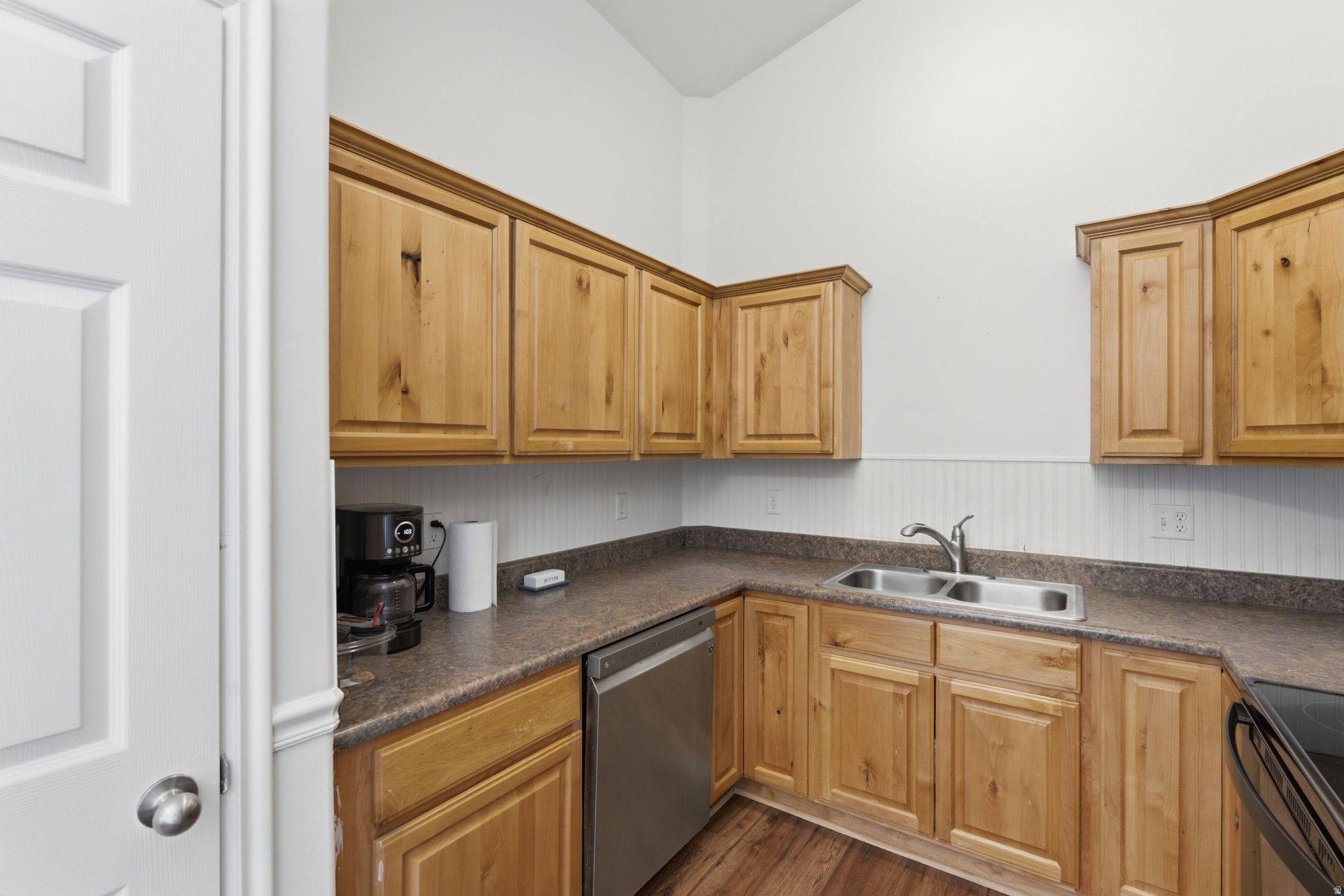 HILLCREST CONDO - Residential