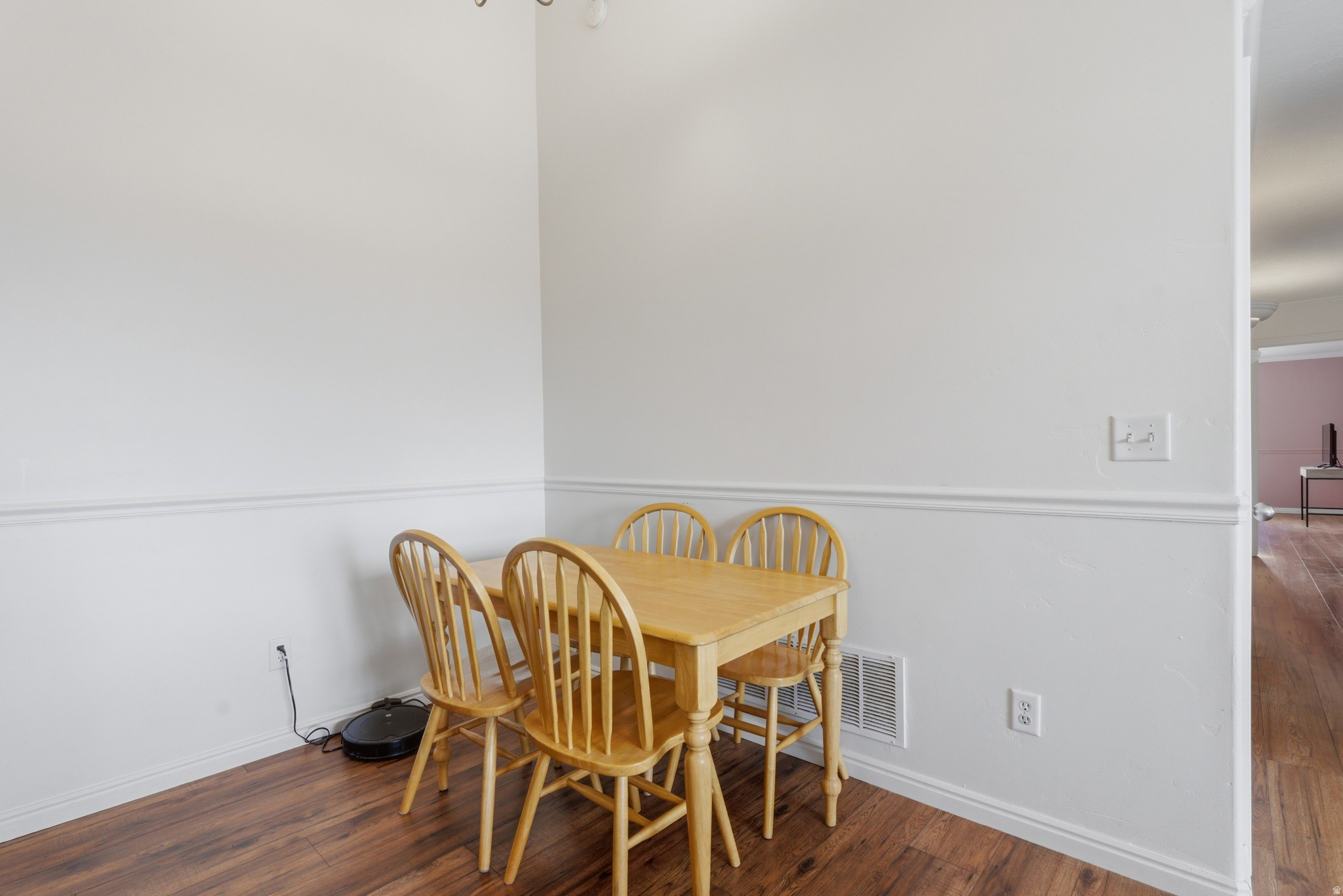 HILLCREST CONDO - Residential