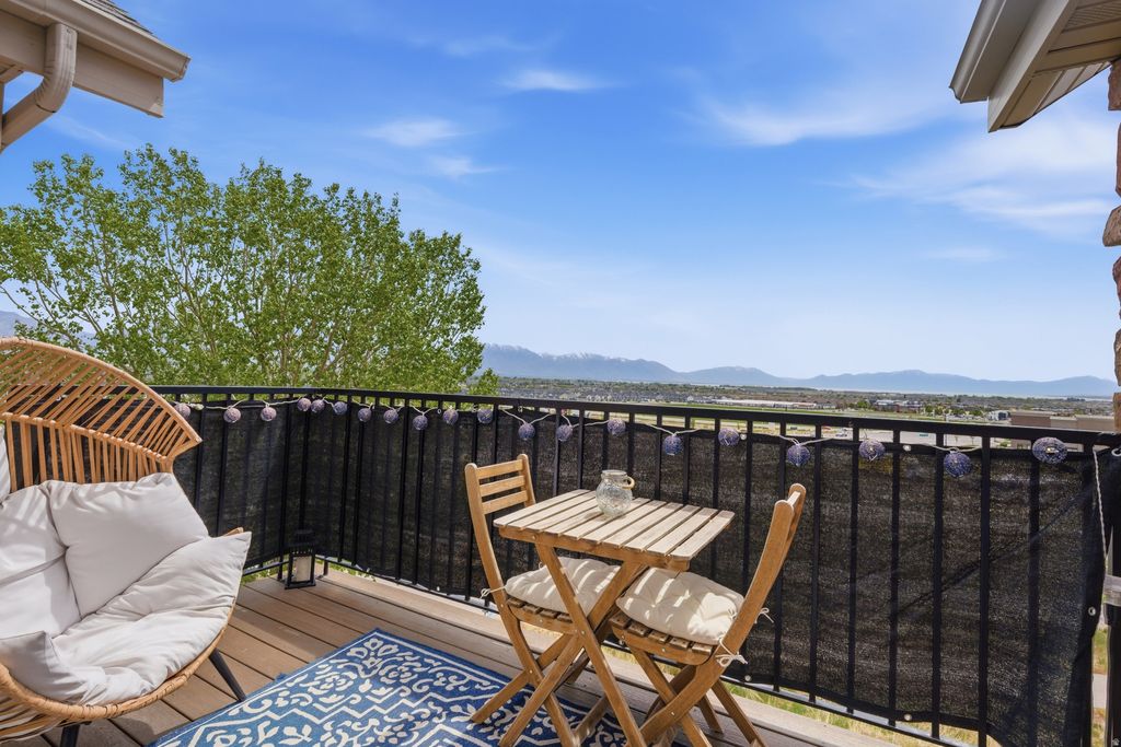 Photo of 51 W RIDGE RD, Saratoga Springs, UT 84045 (MLS # 2153159)