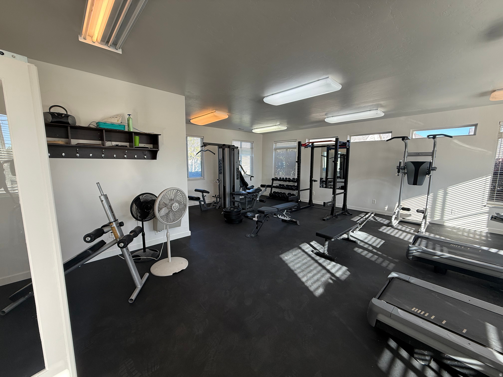 HILLCREST CONDO - Residential