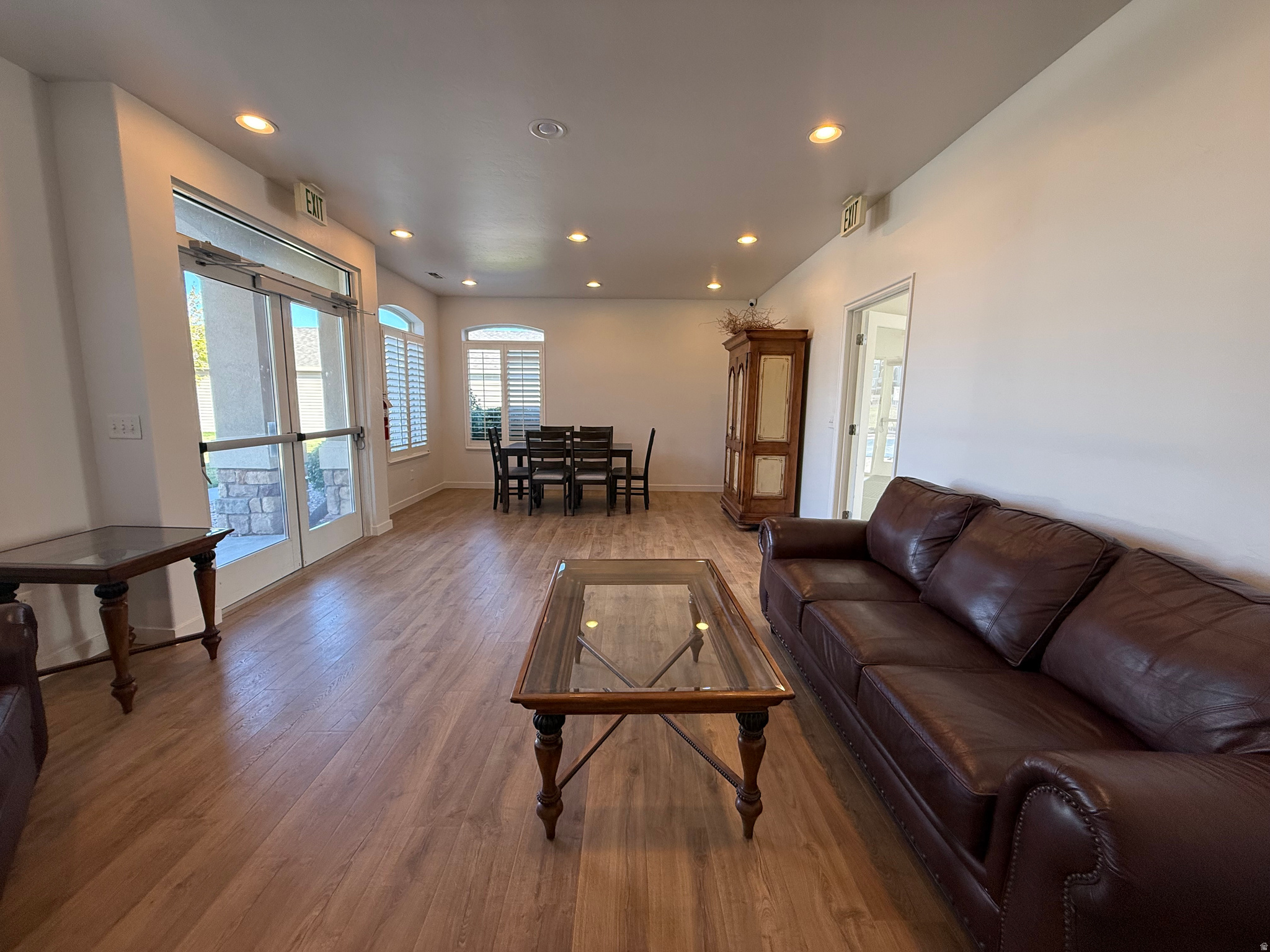 HILLCREST CONDO - Residential