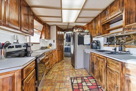 Tiny photo for 454 E 570 S, Nephi, UT 84648 (MLS # 2126960)