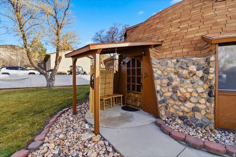 Tiny photo for 454 E 570 S, Nephi, UT 84648 (MLS # 2126960)