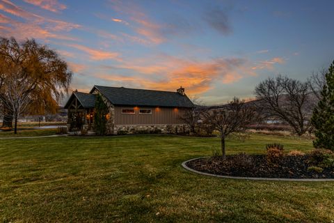 Tiny photo for 6611 E 100 S, Huntsville, UT 84317 (MLS # 2166830)