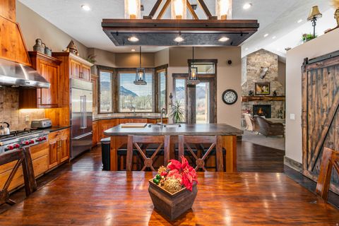 Tiny photo for 6611 E 100 S, Huntsville, UT 84317 (MLS # 2166830)