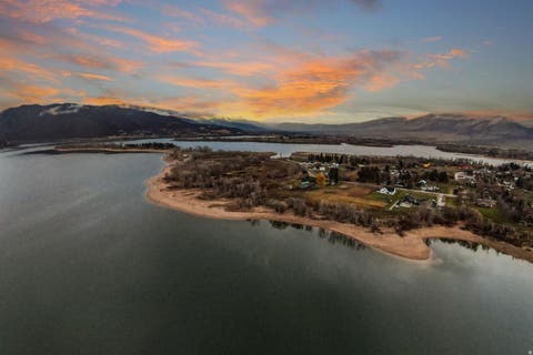 Tiny photo for 6611 E 100 S, Huntsville, UT 84317 (MLS # 2166830)