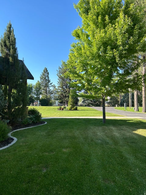 Tiny photo for 6611 E 100 S, Huntsville, UT 84317 (MLS # 2166830)