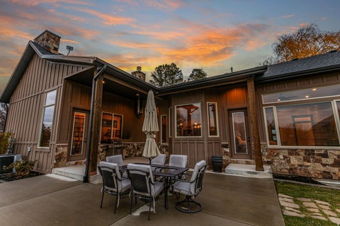 Tiny photo for 6611 E 100 S, Huntsville, UT 84317 (MLS # 2166830)