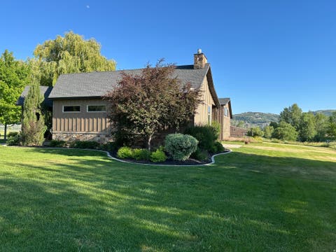 Tiny photo for 6611 E 100 S, Huntsville, UT 84317 (MLS # 2166830)