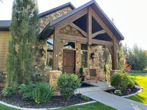 Tiny photo for 6611 E 100 S, Huntsville, UT 84317 (MLS # 2166830)