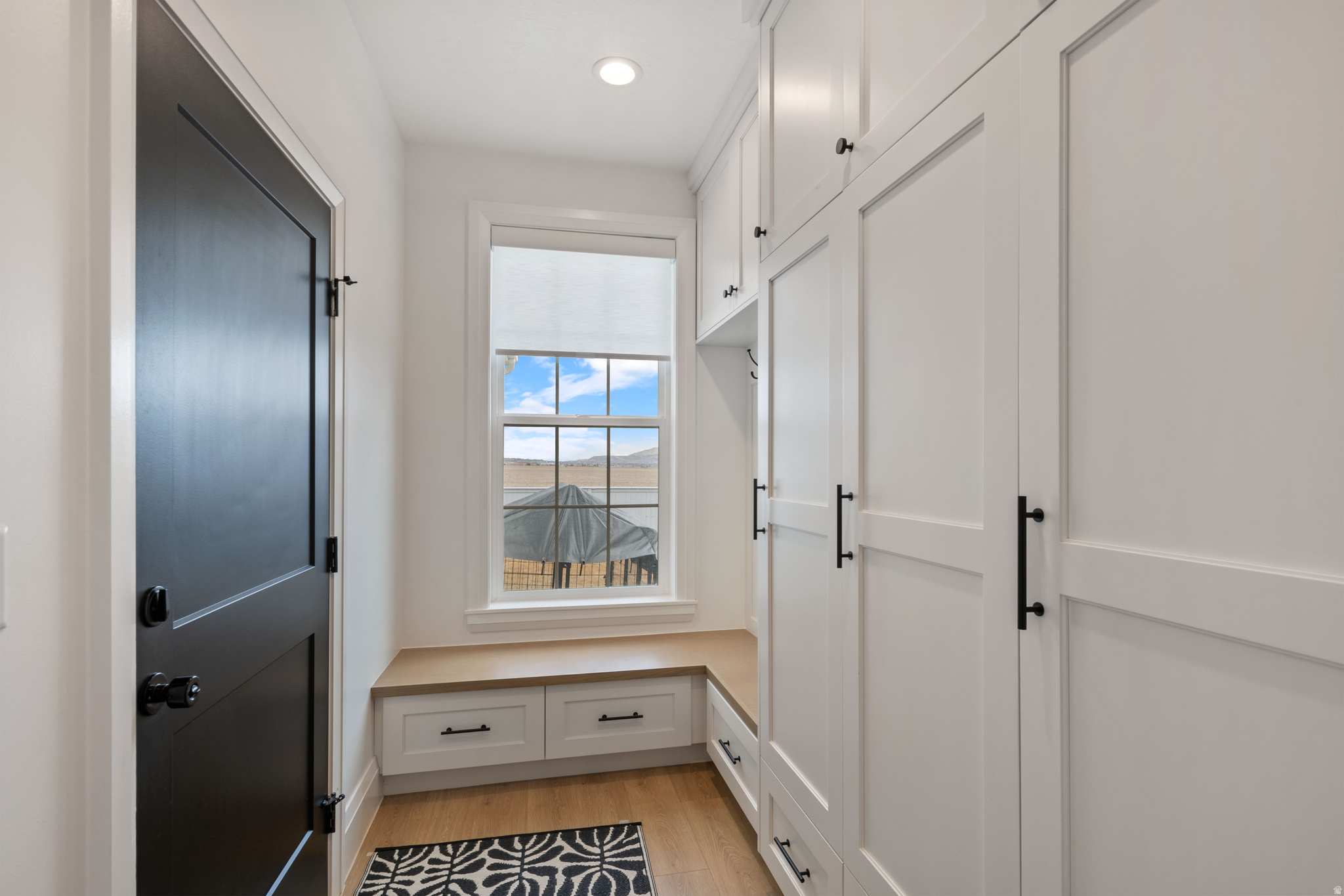 BEACON POINTE - Residential