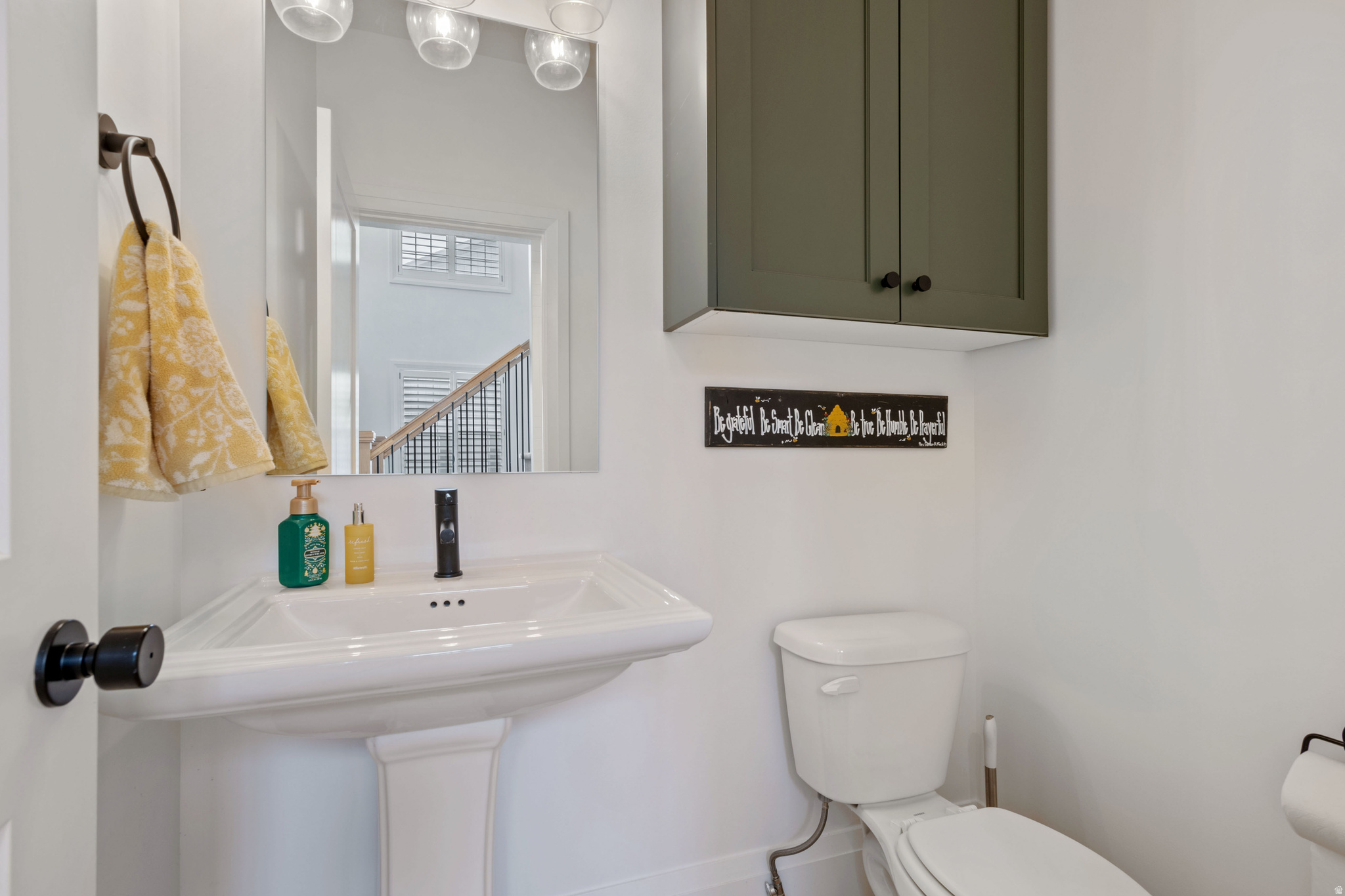 BEACON POINTE - Residential