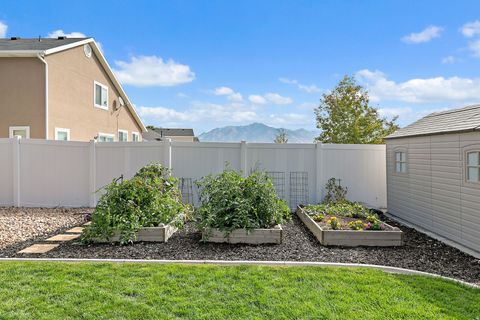 Tiny photo for 4863 W EMMA MINE DR S, Herriman, UT 84096 (MLS # 2135090)
