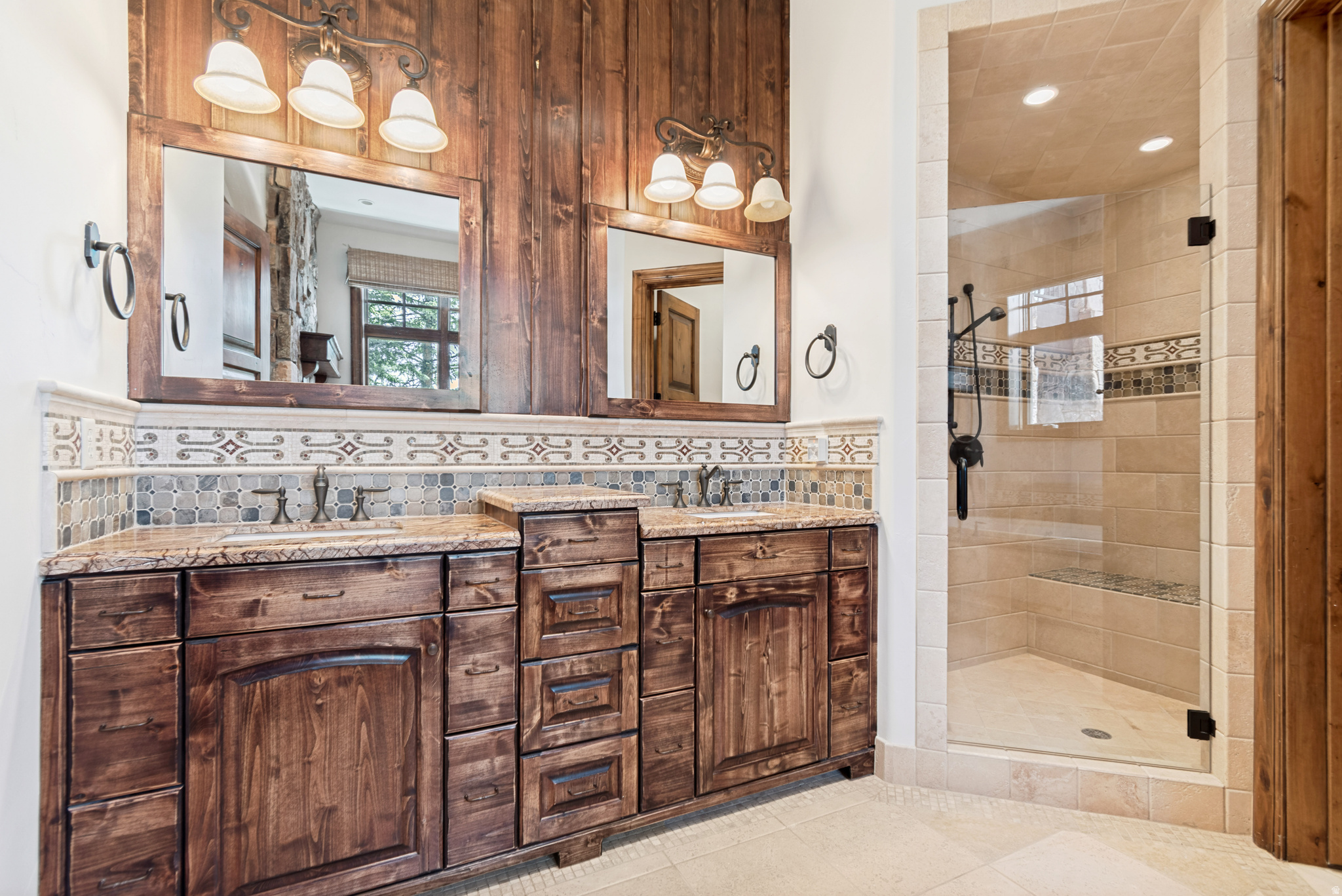 WAPITI CANYON PHASE I SUBDIVISION - Residential