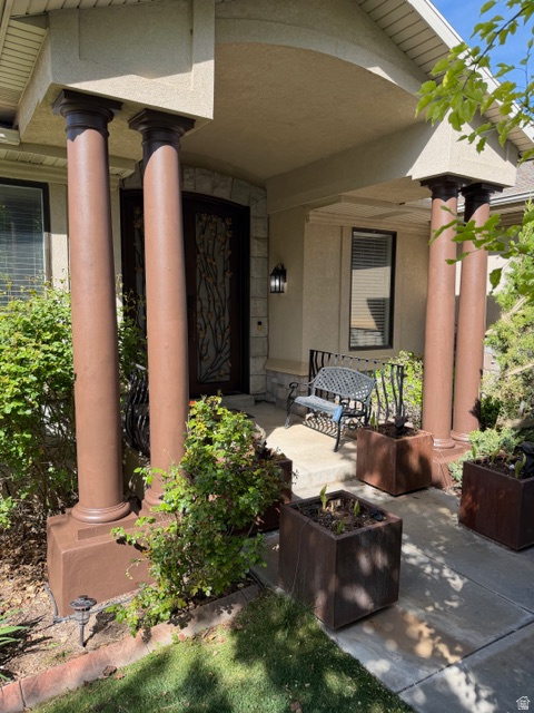 DORCHESTER POINTE - Residential