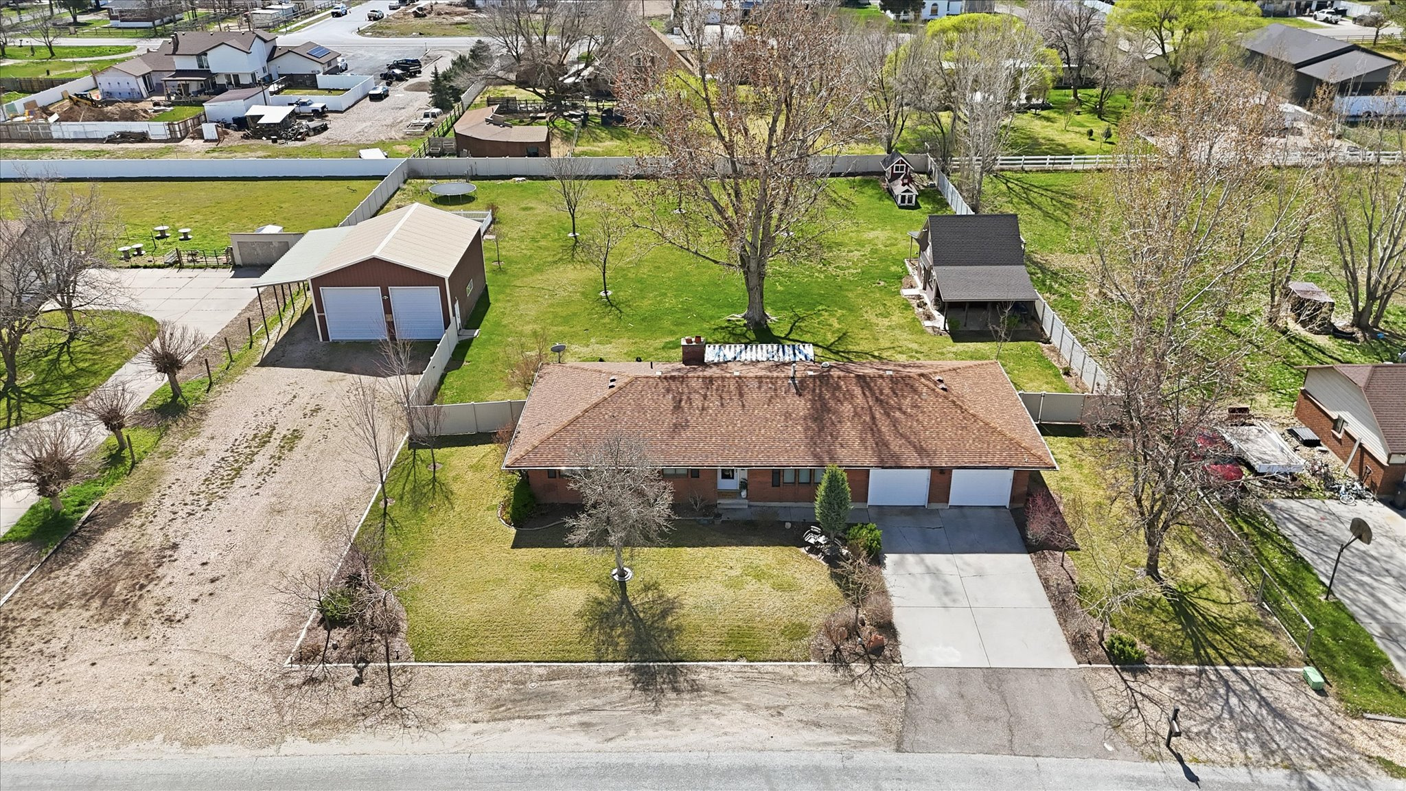 WILLOW WOOD - Residential