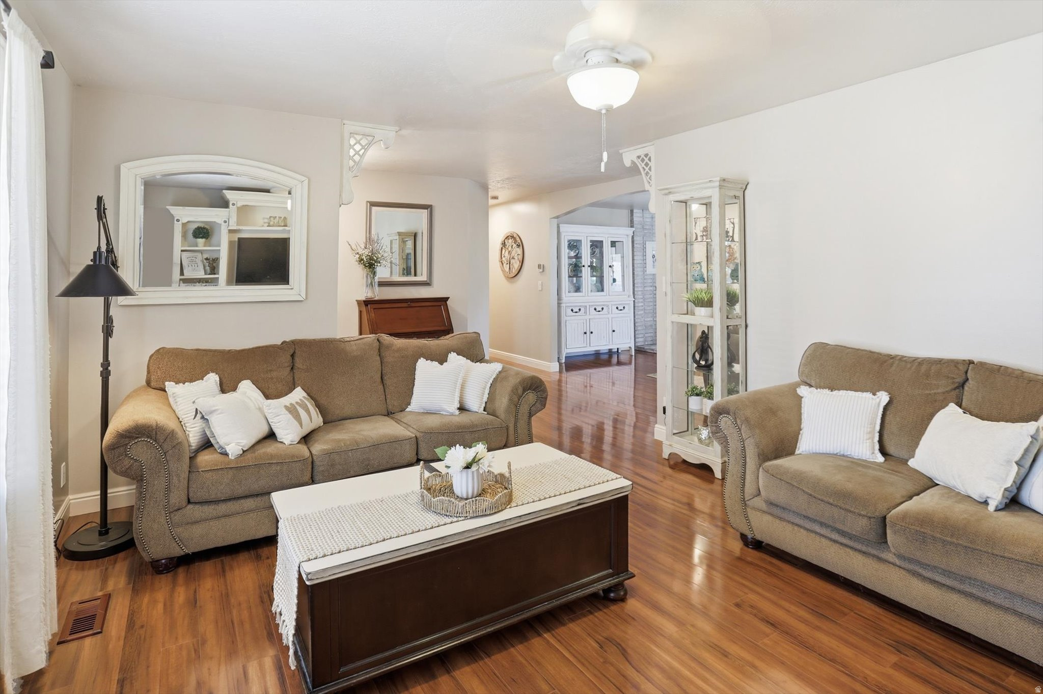 WILLOW WOOD - Residential