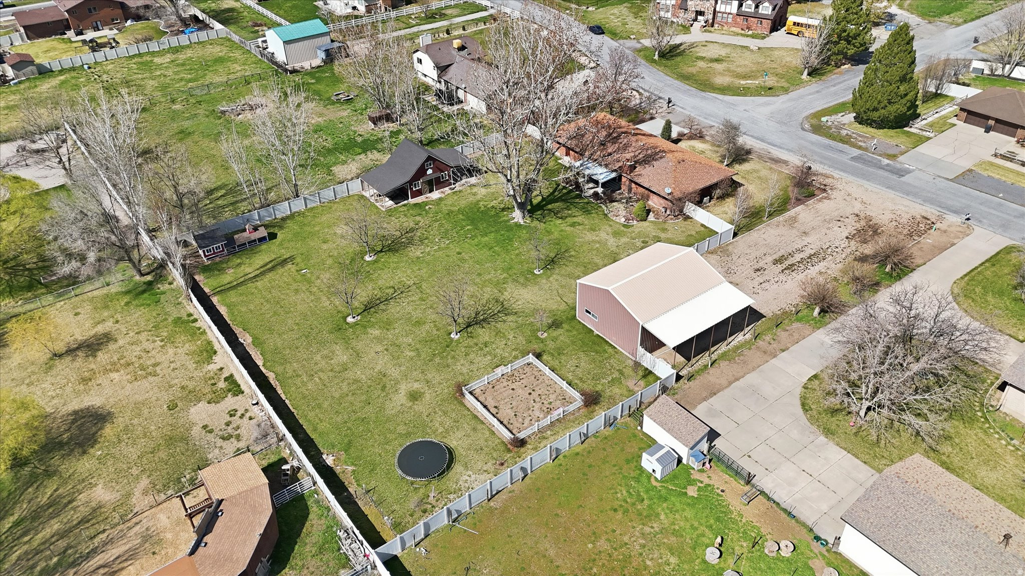 WILLOW WOOD - Residential