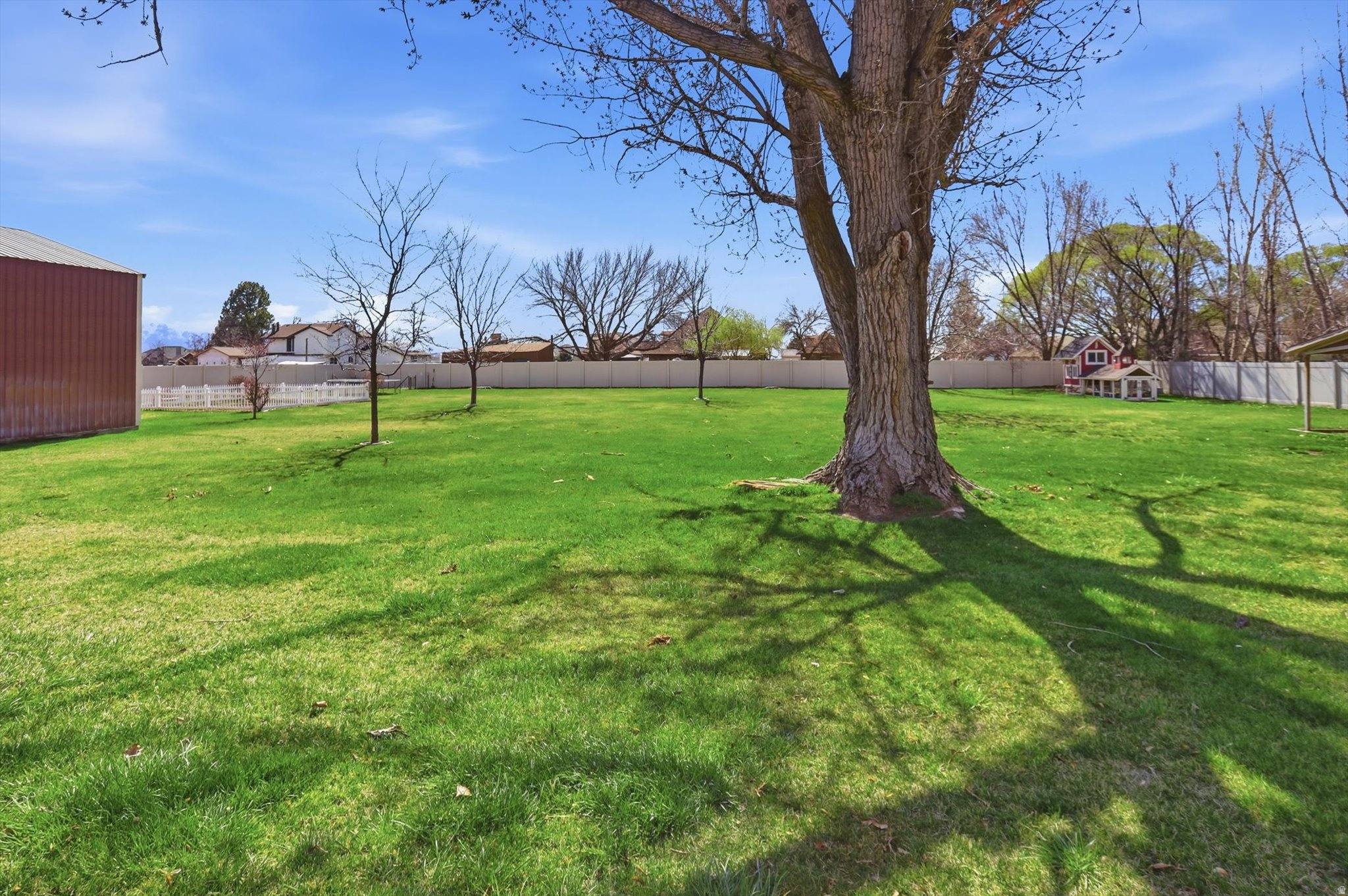 WILLOW WOOD - Residential