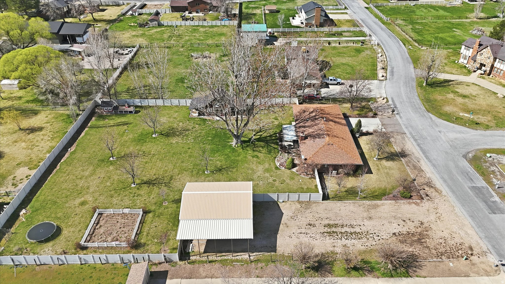 WILLOW WOOD - Residential